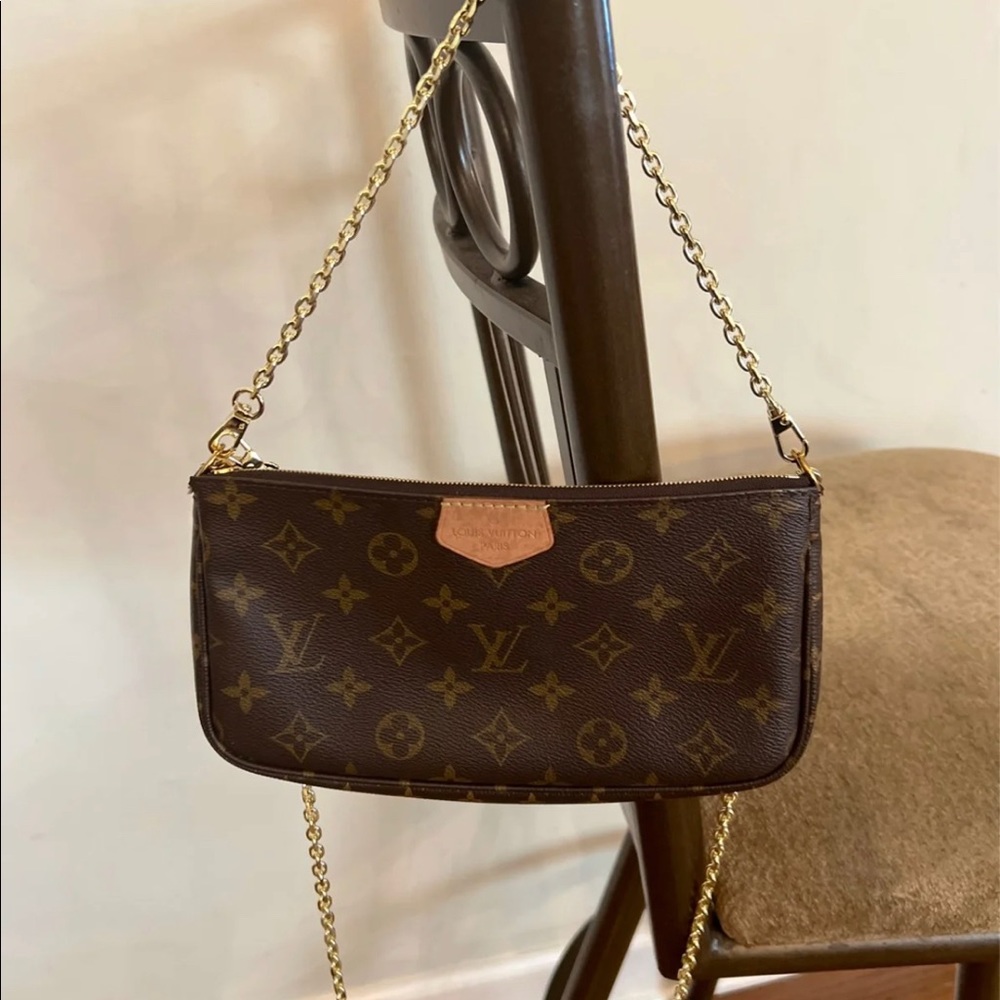 Louis Vuitton multi pochette large pouch crossbody